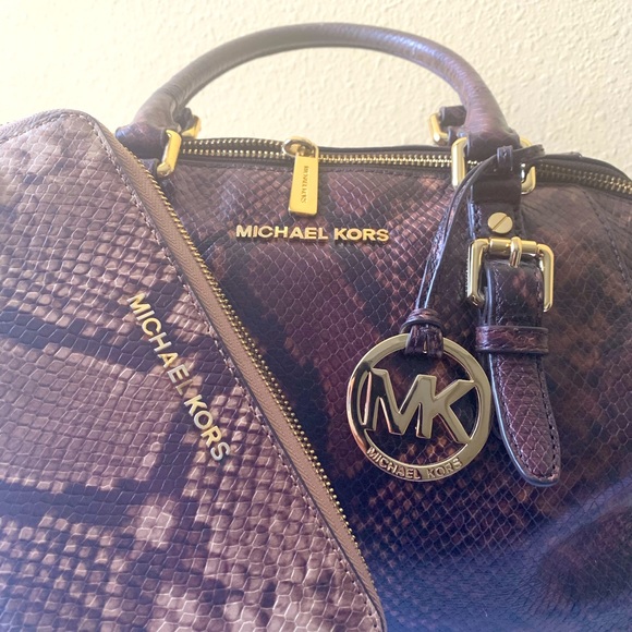 Michael Kors Purse and Wallet Python - Picture 10 of 14